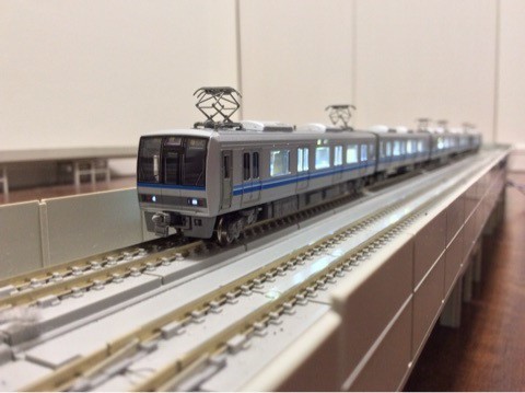 TOMIX 207系旧色（ＪＲ西日本東西線） ～加工難易度～ - 鉄道模型の世界